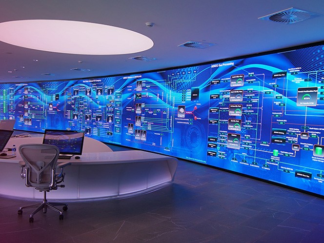 w009-command-center-030922